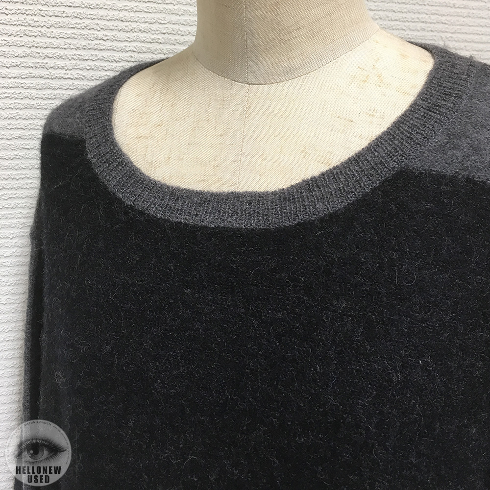 Shoulder Line Knit